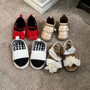Bundle size 4 toddler shoes